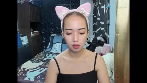 Angel online show from 12-19-25, 04:47