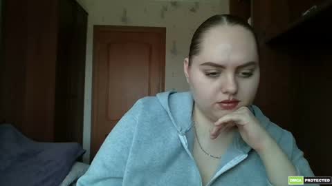 Snapshot of softhypnose chatting on 05-22-26, 08:42 softhypnose online show from 05-22-26, 08:42