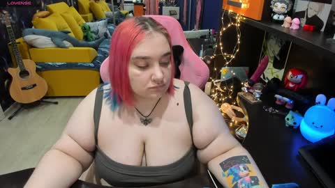 Sofie online show from 02-07-25, 02:37