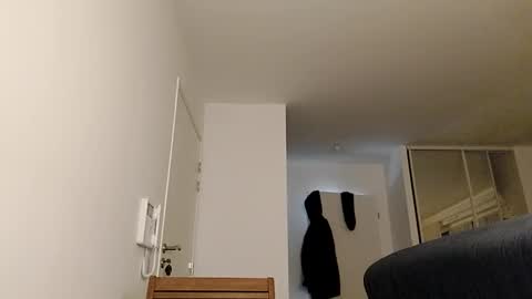 Snapshot of softndwear chatting on 12-22-24, 06:26 SOFT online show from 12-22-24, 06:26