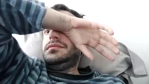 Snapshot of softndwear chatting on 01-01-25, 08:24 SOFT online show from 01-01-25, 08:24