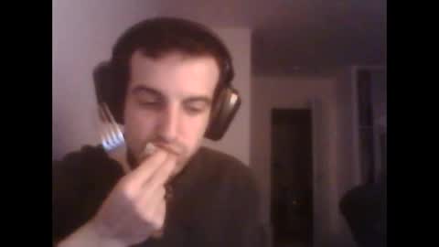 Snapshot of softndwear chatting on 01-21-25, 07:06 SOFT online show from 01-21-25, 07:06