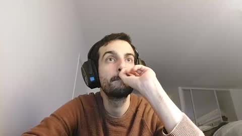 Snapshot of softndwear chatting on 02-05-25, 06:59 SOFT online show from 02-05-25, 06:59