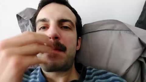 Snapshot of softndwear chatting on 02-15-25, 08:11 SOFT online show from 02-15-25, 08:11