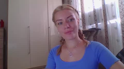 softy_aura online show from 08-05-26, 12:08