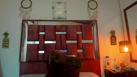 Snapshot of sofy_bonnet chatting on 07-10-26, 01:36 online show from 07-10-26, 01:36