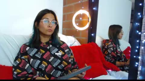  Sofy  online show from 07-30-26, 07:02