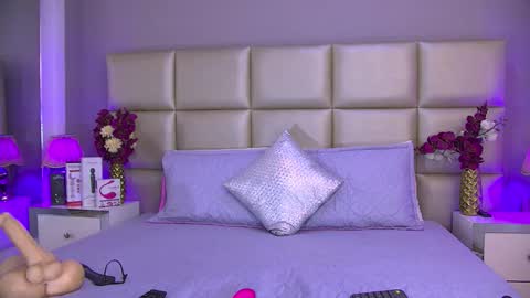 Snapshot of sofynovoa chatting on 10-09-25, 04:21 online show from 10-09-25, 04:21