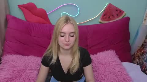 sofysoft online show from 11-30-25, 05:55