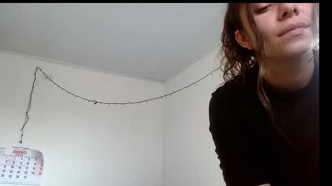 Sofia online show from 01-09-25, 01:45