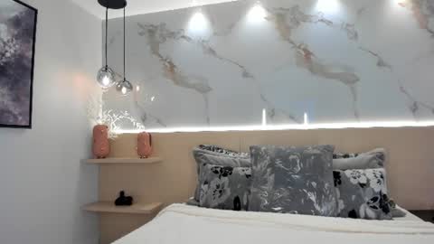 Snapshot of solavelar chatting on 07-03-26, 11:22 Sol Avelar online show from 07-03-26, 11:22