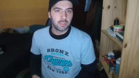 Snapshot of soldado14m chatting on 06-09-26, 06:47 ManuAiluPlay online show from 06-09-26, 06:47