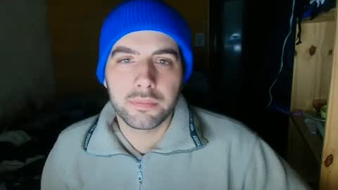 Snapshot of soldado14m chatting on 06-18-26, 08:03 ManuAiluPlay online show from 06-18-26, 08:03