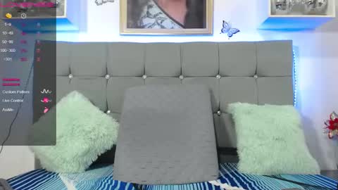 Snapshot of soleth_red chatting on 10-30-25, 12:12 soleth_red online show from 10-30-25, 12:12