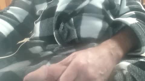 Snapshot of solo61175 chatting on 03-04-26, 01:22 solo61175 online show from 03-04-26, 01:22