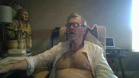 Snapshot of solobliss chatting on 06-16-26, 10:12 Solobliss online show from 06-16-26, 10:12