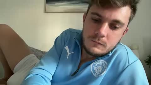 solobrit online show from 03-11-26, 07:47