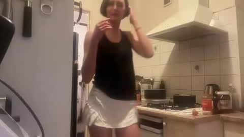 Snapshot of sombre_sdelices chatting on 02-20-26, 05:24 Tayla online show from 02-20-26, 05:24