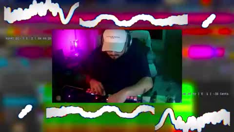 Snapshot of somebodyneutral chatting on 02-18-26, 01:34 orel online show from 02-18-26, 01:34