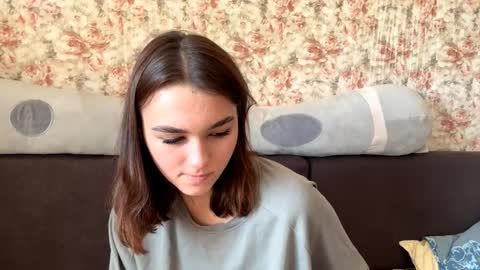 Hello My name is Jane  im new model here and little but shy but curious. online show from 10-15-25, 08:25