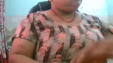 soni88888 online show from 04-08-26, 04:01