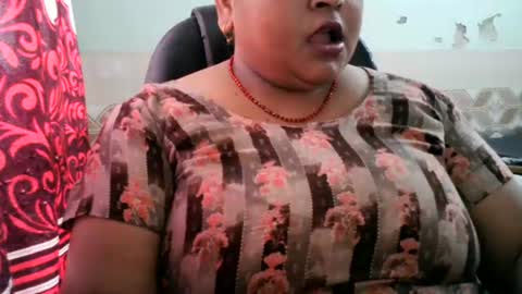 Snapshot of soni88888 chatting on 07-06-26, 04:31 soni88888 online show from 07-06-26, 04:31