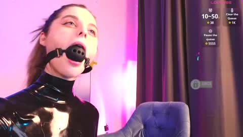 Snapshot of sonia__rose chatting on 02-24-25, 07:30 Sonia online show from 02-24-25, 07:30