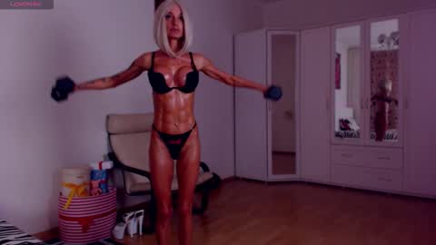 Sonja Ray online show from 09-18-25, 09:11