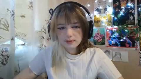Snapshot of sonwosick chatting on 07-12-26, 03:03 Mila online show from 07-12-26, 03:03
