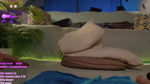 Sonya    online show from 10-18-25, 08:20