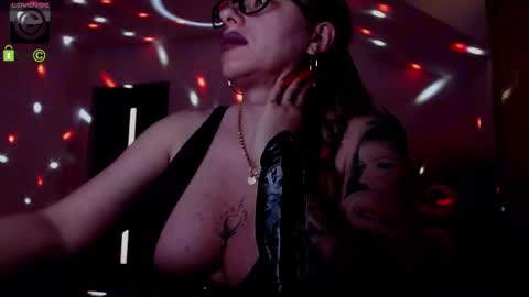 Snapshot of sonyadevon chatting on 02-18-25, 10:49 Sonia online show from 02-18-25, 10:49