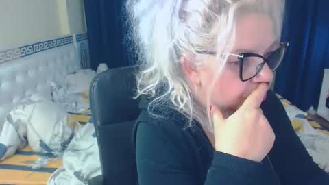 Sonya online show from 01-20-25, 05:48