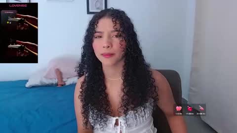 Snapshot of sophi_baby chatting on 09-11-25, 03:06 Sophi baby online show from 09-11-25, 03:06