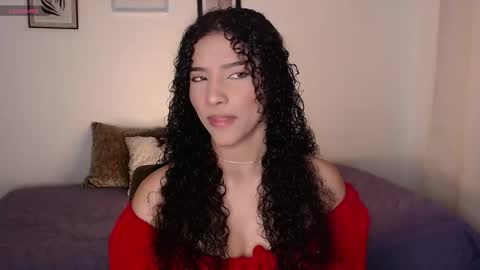 Snapshot of sophi_baby chatting on 10-12-25, 02:54 Sophi baby online show from 10-12-25, 02:54