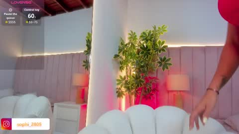 sophi_cooper29 online show from 07-09-26, 07:29