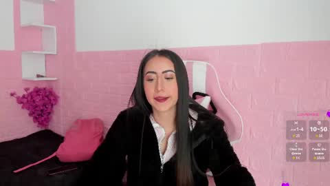 Snapshot of sophi_sweet11 chatting on 07-08-26, 01:37 SOPHI online show from 07-08-26, 01:37