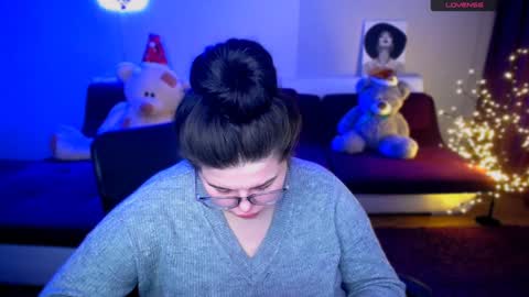Snapshot of sophia__olsen chatting on 12-04-24, 09:51 sophia__olsen online show from 12-04-24, 09:51