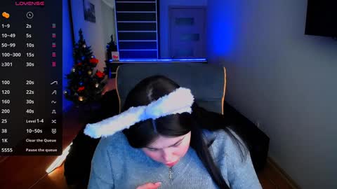 Snapshot of sophia__olsen chatting on 12-15-24, 10:28 sophia__olsen online show from 12-15-24, 10:28