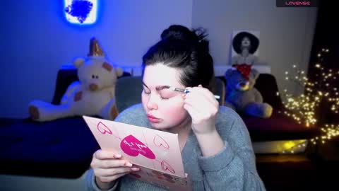 Snapshot of sophia__olsen chatting on 12-25-24, 06:20 sophia__olsen online show from 12-25-24, 06:20
