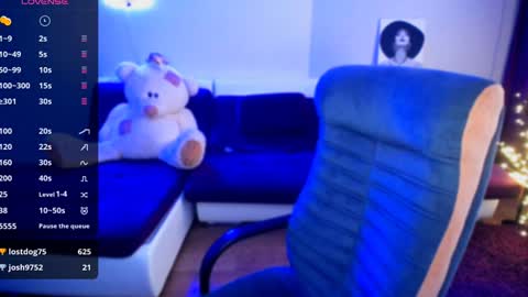 Snapshot of sophia__olsen chatting on 01-03-25, 09:25 sophia__olsen online show from 01-03-25, 09:25