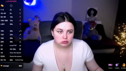 Snapshot of sophia__olsen chatting on 01-08-25, 09:32 sophia__olsen online show from 01-08-25, 09:32