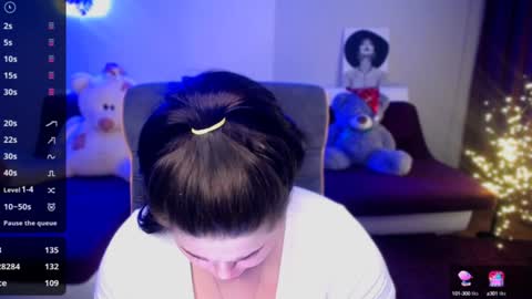 Snapshot of sophia__olsen chatting on 01-12-25, 12:33 sophia__olsen online show from 01-12-25, 12:33