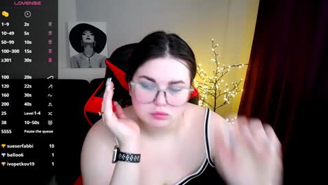 Snapshot of sophia__olsen chatting on 02-02-25, 09:30 sophia__olsen online show from 02-02-25, 09:30