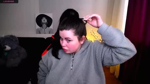 Snapshot of sophia__olsen chatting on 02-27-25, 09:43 sophia__olsen online show from 02-27-25, 09:43