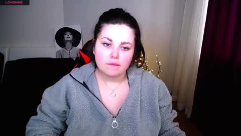 Snapshot of sophia__olsen chatting on 03-05-25, 09:49 sophia__olsen online show from 03-05-25, 09:49