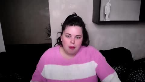 Snapshot of sophia__olsen chatting on 10-12-25, 05:17 sophia__olsen online show from 10-12-25, 05:17