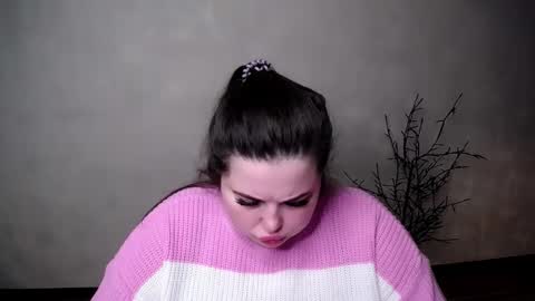 sophia__olsen online show from 11-19-25, 06:24