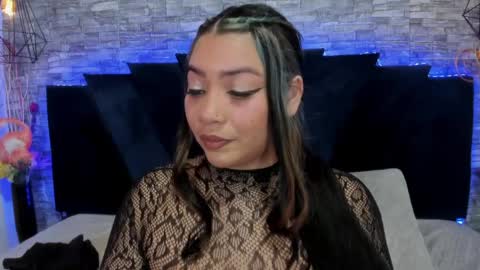 Sophia  online show from 04-01-26, 01:41