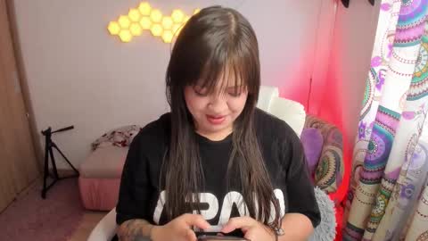 sophia_grants online show from 11-10-25, 09:25