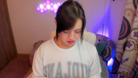 sophia_grants online show from 04-18-26, 06:39